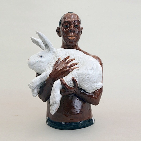 Rosi Steinbach: Helfer /All Hands, 2015, ceramic, glazed, painted, height 40 cm

